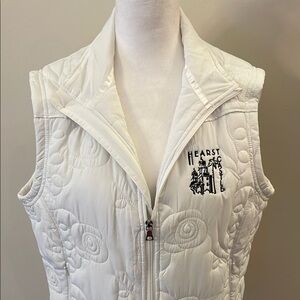Levelwear Hearst Castle White Puffer Quilted Vest with Paisley Stitching